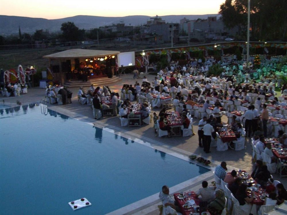 Metropolis Ξενοδοχείο Torbalı Εξωτερικό φωτογραφία